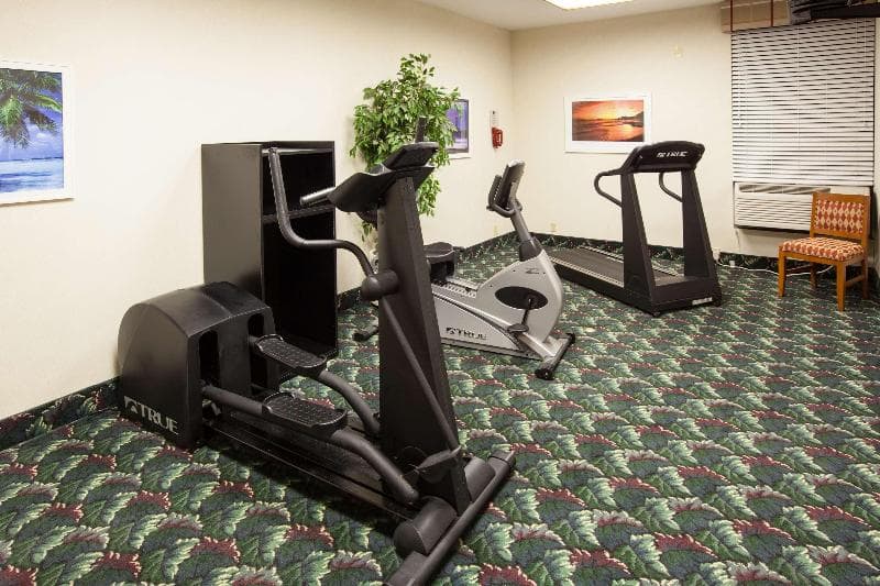 Quality Inn & Suites 2