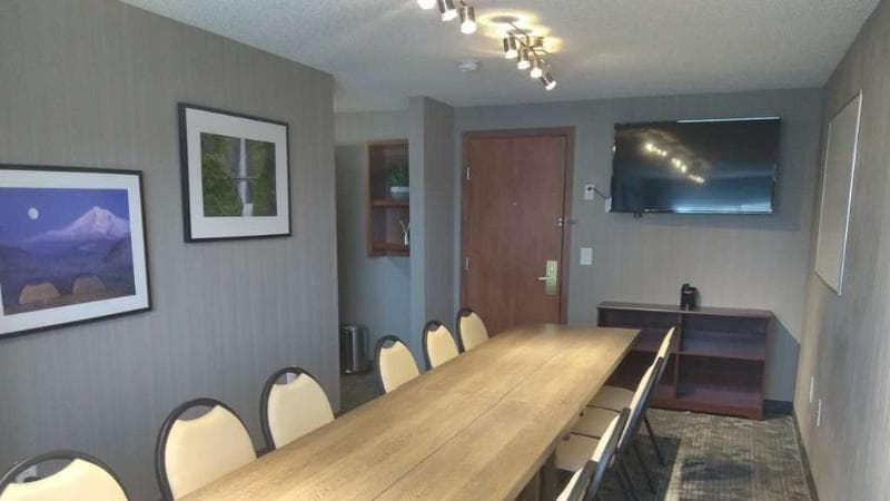 Country Inn & Suites by Radisson, Portland Delta Park, OR 3