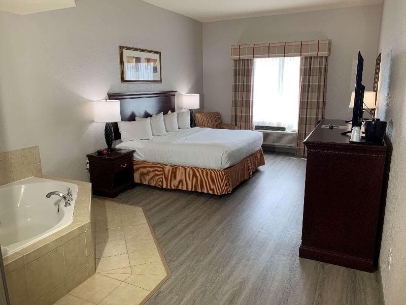 Country Inn & Suites by Radisson, Jacksonville West, FL 5