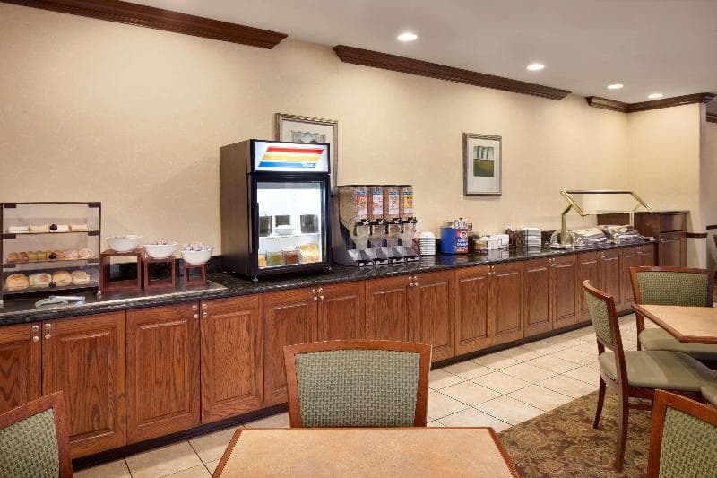 Country Inn & Suites By Radisson, Champaign North, Il 3