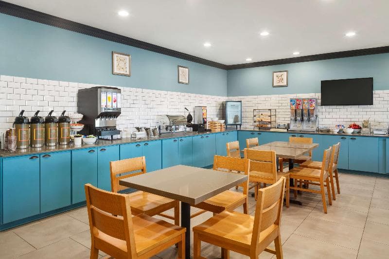 Country Inn & Suites By Radisson, Manteno, Il 3