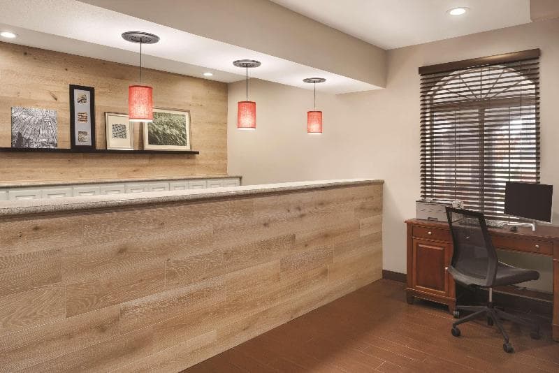 Country Inn & Suites By Radisson, Michigan City, In 5