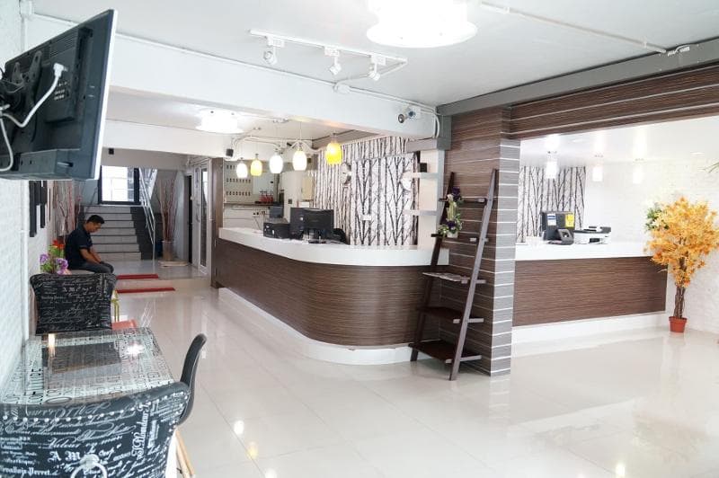 Ma Non Nont Hotel & Apartment 1