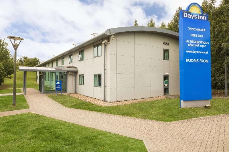 Days Inn By Wyndham Winchester M3 4