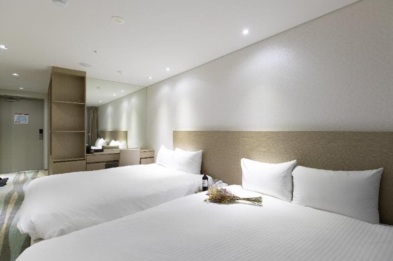Ebenezer Hotel photo 1