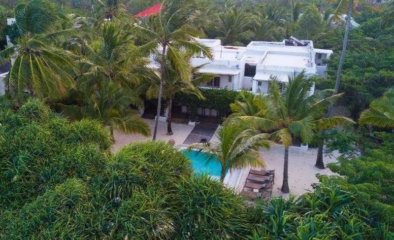 Uzuri Villa photo 1