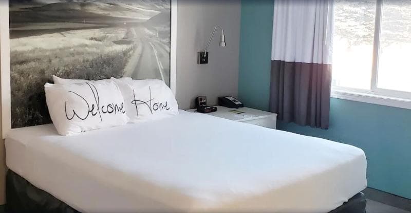 Home Inn Express Medicine Hat 1