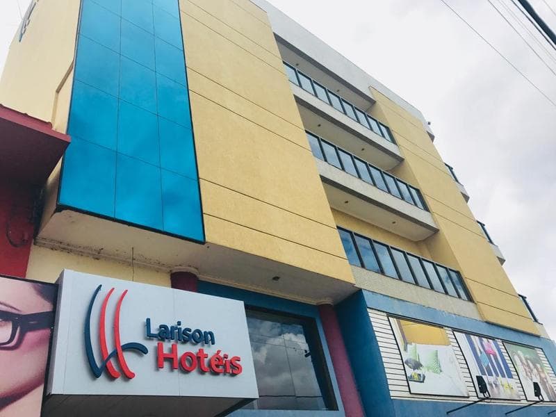 Larison Ji-Parana main