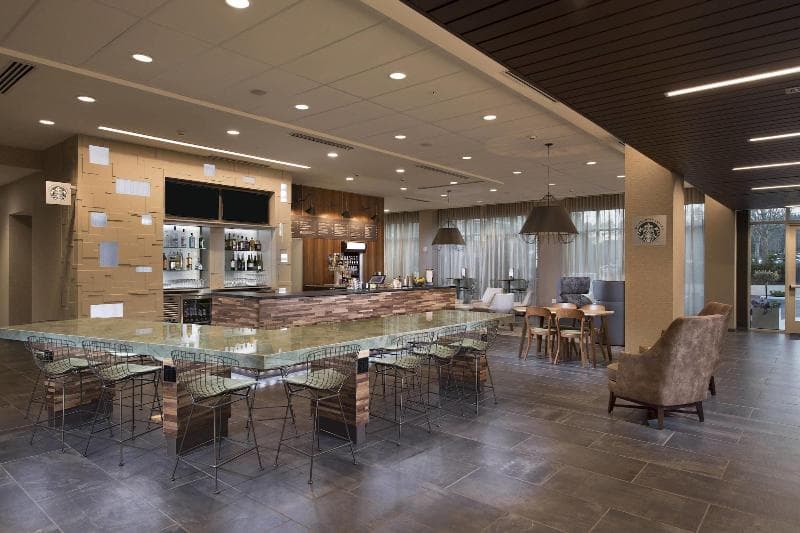 Courtyard Atlanta Alpharetta/Avalon Area 4