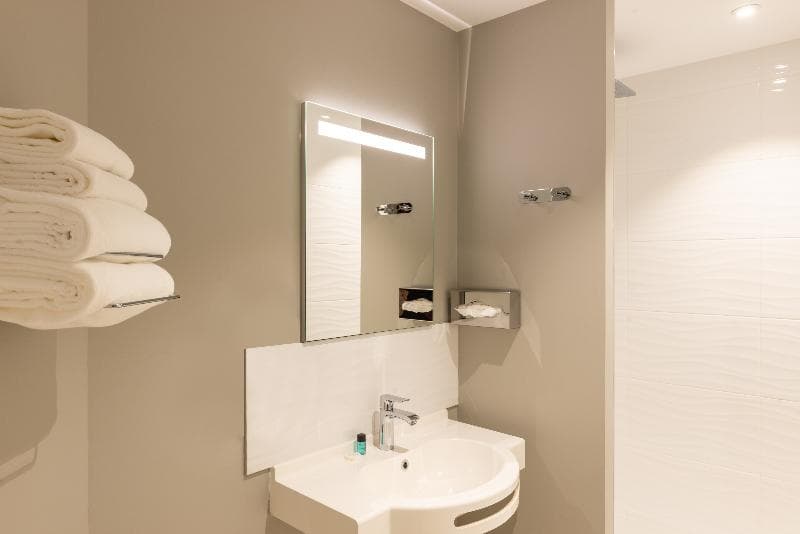 Hotel The Originals Acadine Pont-Audemer 5