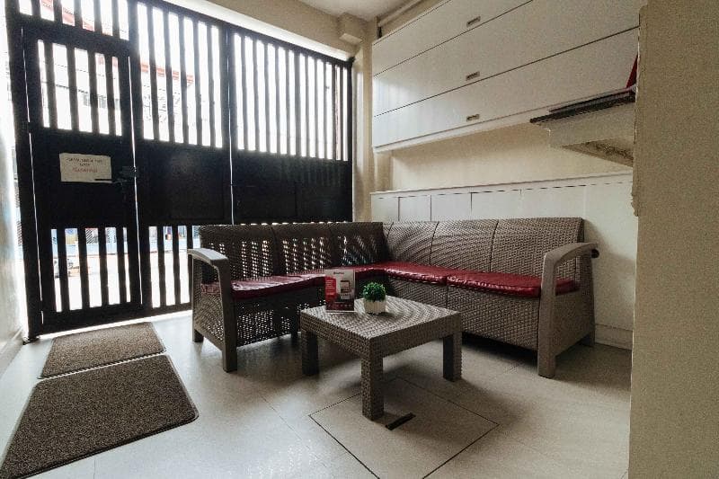 Reddoorz Near Naia Terminal 1 photo 1