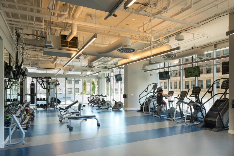 Level Los Angeles Downtown – South Olive 2