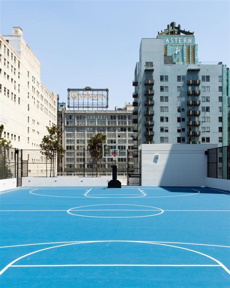 Level Los Angeles Downtown – South Olive 4