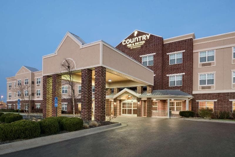 Country Inn & Suites By Radisson, Kansas City At V photo 1