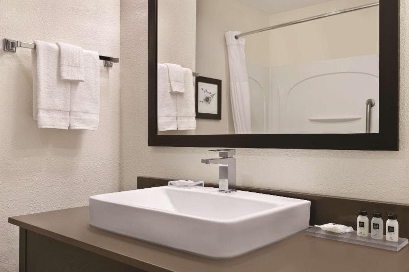 Country Inn & Suites By Radisson Fairborn South Oh 4