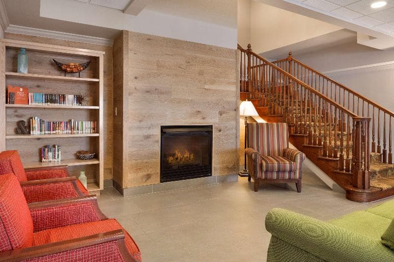 Country Inn & Suites by Radisson, Aiken, SC 3