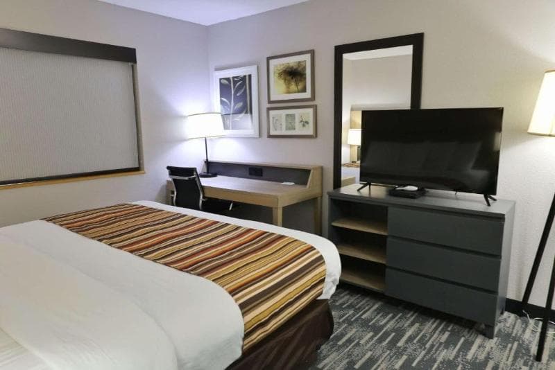 Country Inn & Suites By Radisson, Sparta, Wi 5