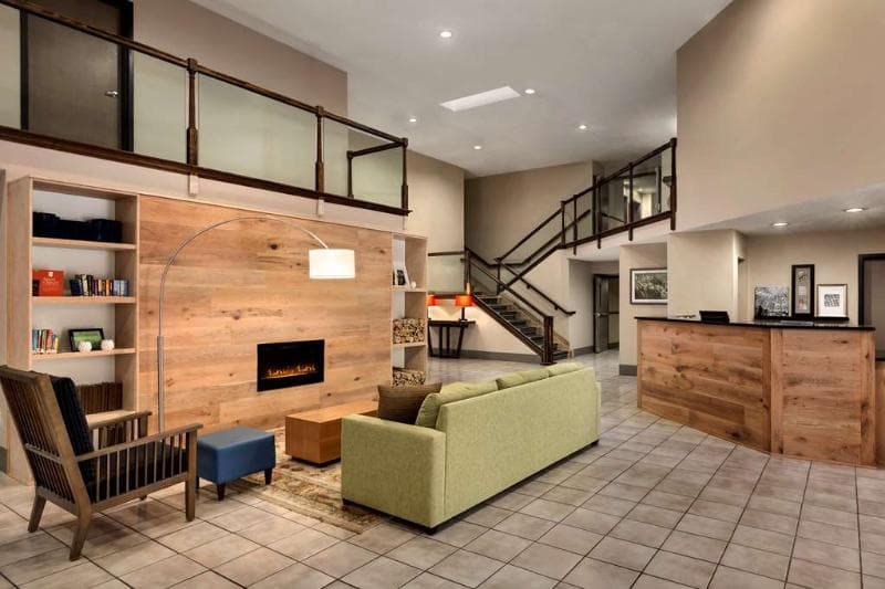 Country Inn & Suites by Radisson, Dahlgren-King George, VA 4