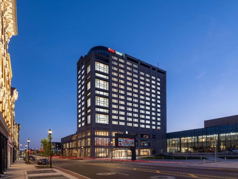 Hilton Garden Inn Toledo Downtown 5