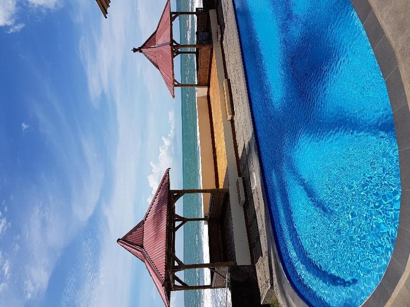 77 Sunset Plaza 3