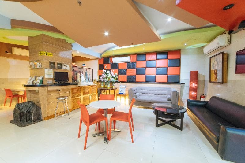 Reddoorz @ Timog Avenue Quezon City 3