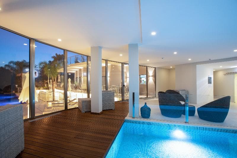 Caneiros Luxury House & Suites 3