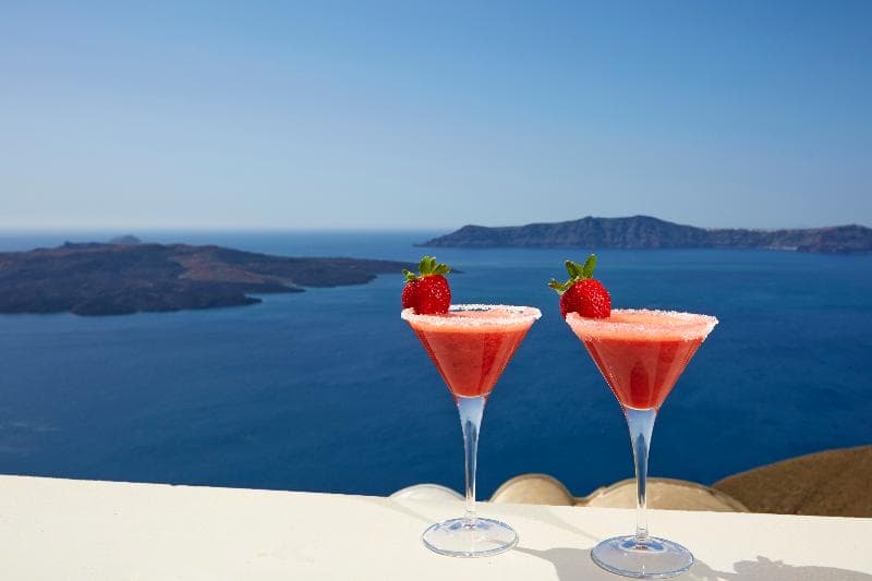 Caldera Cliff Illusion Suites 3