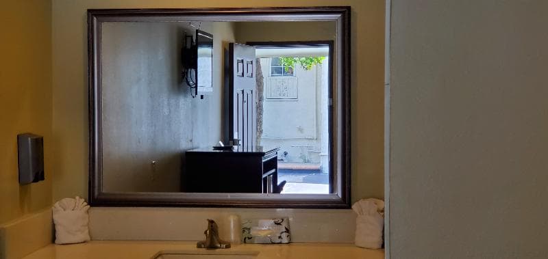 Le Blanc Inn & Suites 3
