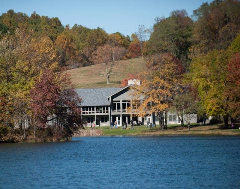 Peaks Of Otter Lodge 2