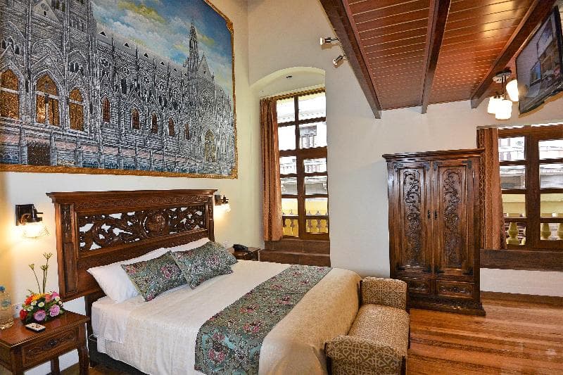 Hotel La Basilica Quito 1