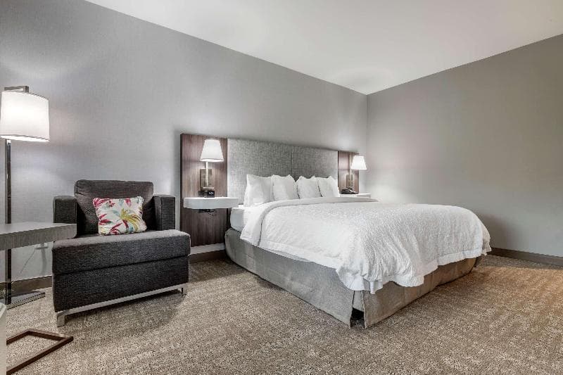 Hampton Inn Camden 5