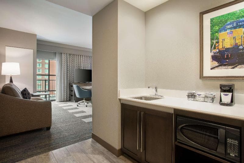 Hampton Inn & Suites Kansas City Downtown Crossroads 3
