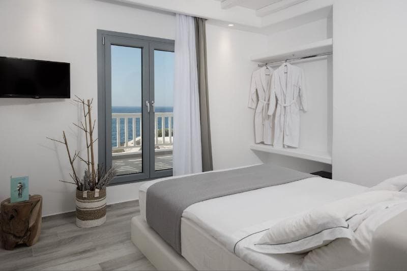 Iliada Suites - Adults Only 3