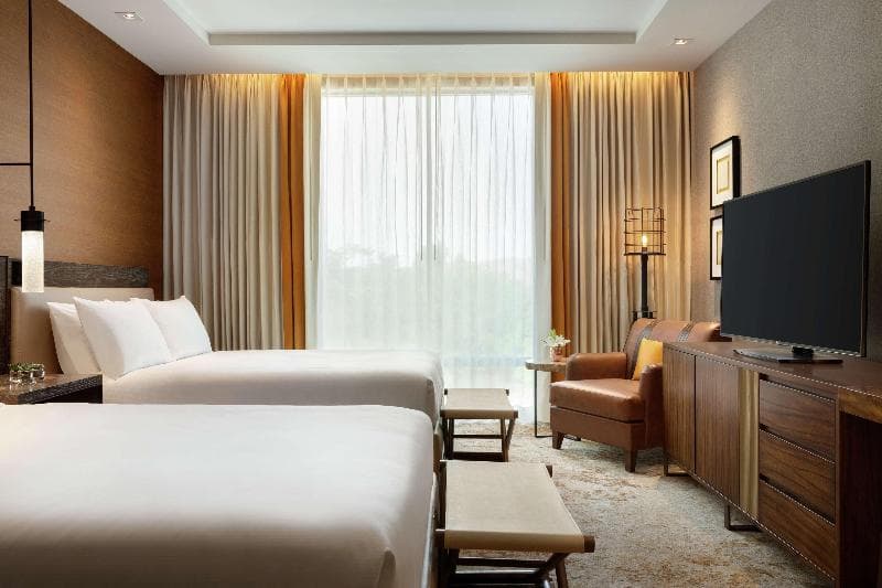 Hoodoo Moab, Curio Collection by Hilton 4