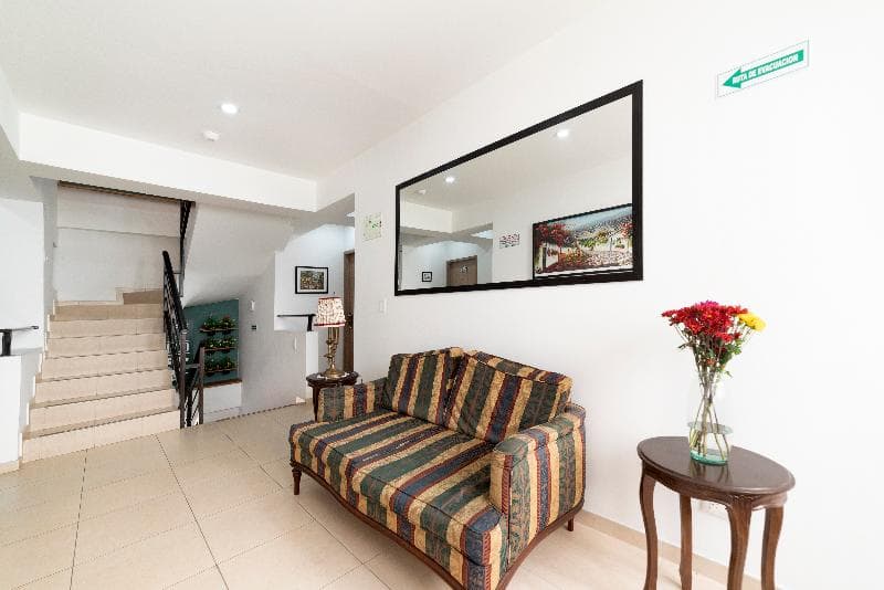 Hotel Feria Real main