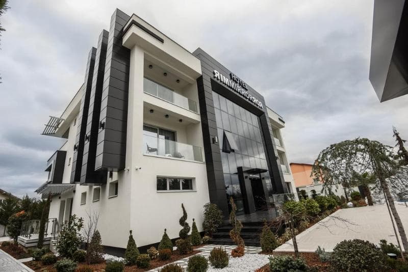 Mirror Hotel main