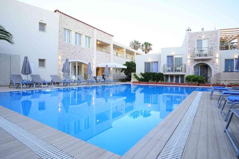 Maravel Star Art Hotel main