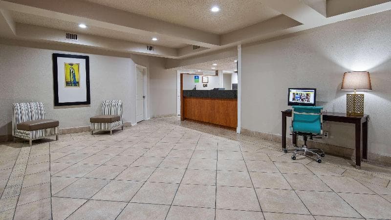 Surestay Hotel By Best Western Laredo 5