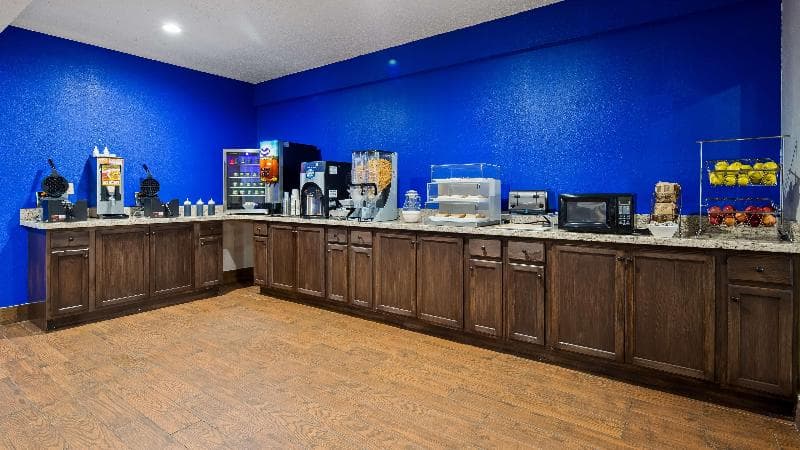 Surestay Hotel By Best Western Laredo 2