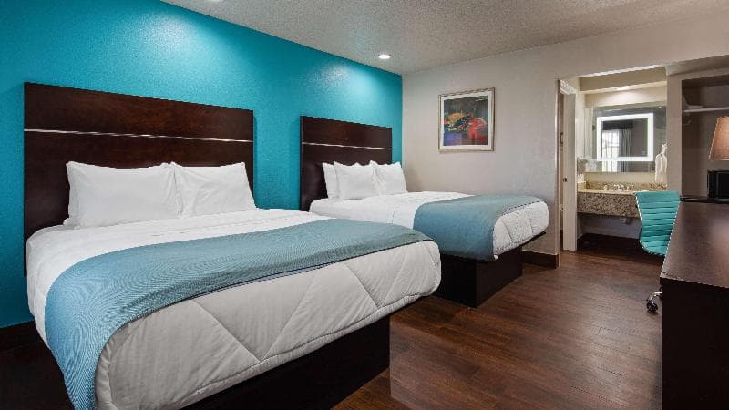 Surestay Hotel By Best Western Laredo 3