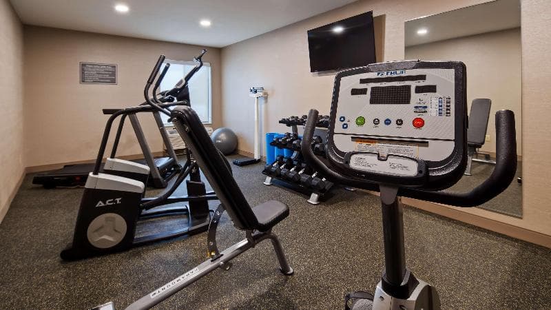 Best Western St. Clairsville Inn & Suites photo 1