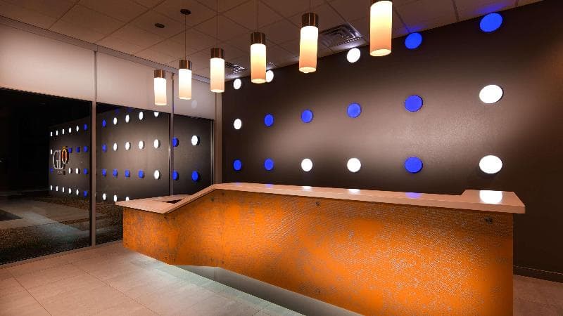 GLo Best Western Nashville 5