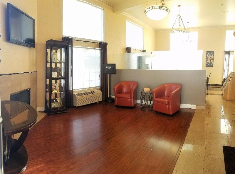Mid City Inn & Suites Pico Rivera 5