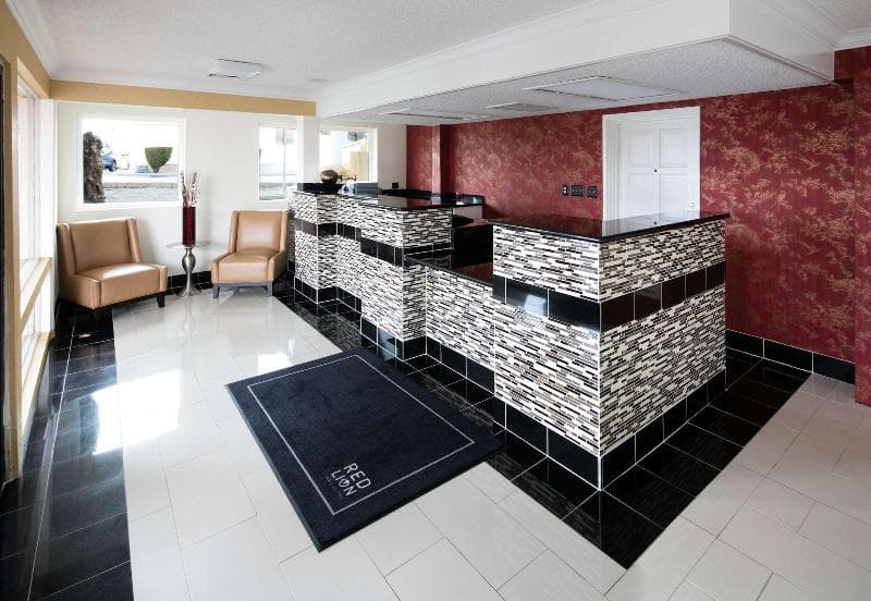 Red Lion Inn & Suites Redding 3