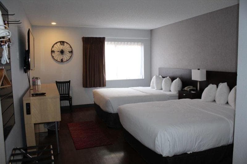 Red Lion Inn & Suites Ontario 4