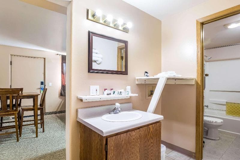 Rodeway Inn & Suites Big Water photo 1