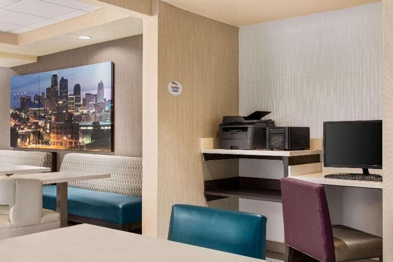 Baymont By Wyndham Springfield I-44 photo 1