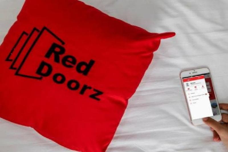 Reddoorz Near Trans Studio Mall 3 3