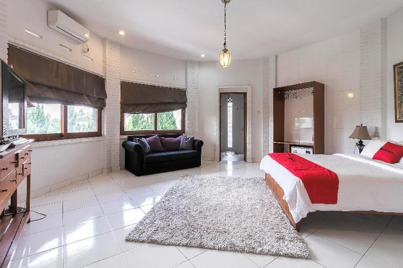 Reddoorz Plus Near Dago Pakar photo 1