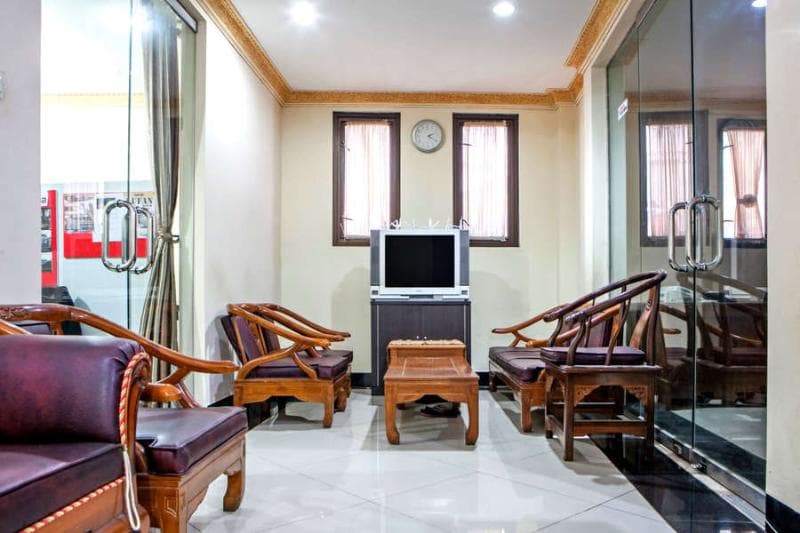 Reddoorz Plus Near Isola Upi 5